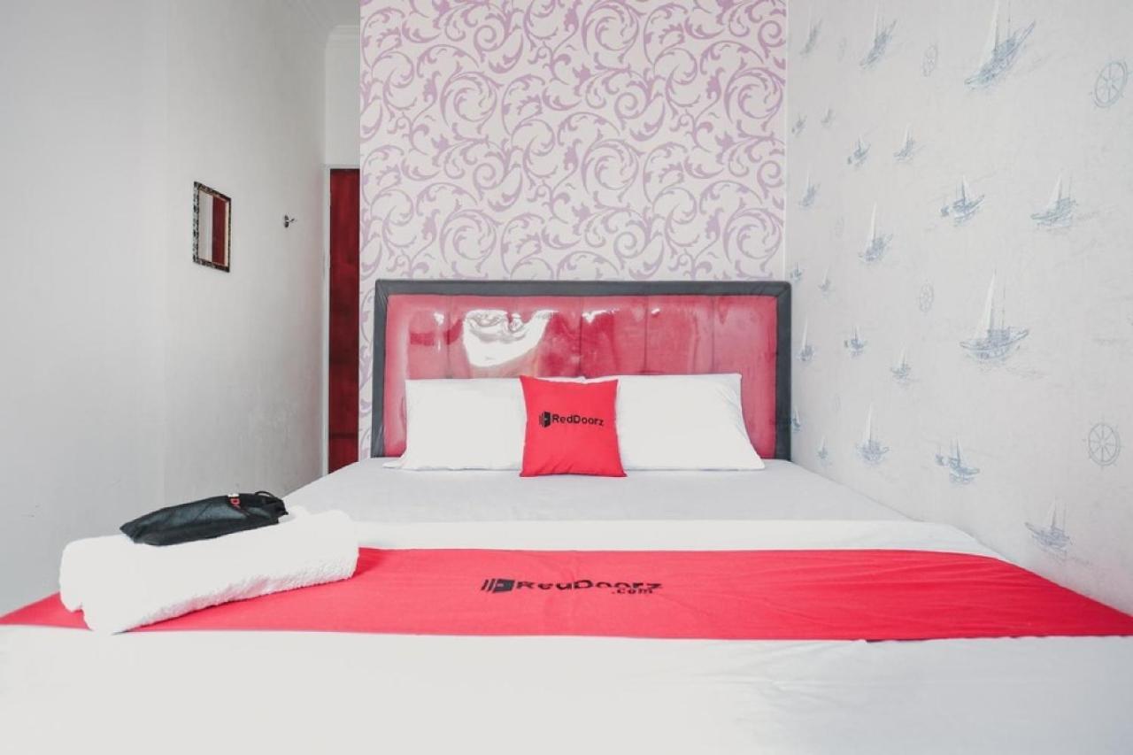 Reddoorz Near Nagoya Hill Batam 4 Jodoh (Batam) Exterior foto